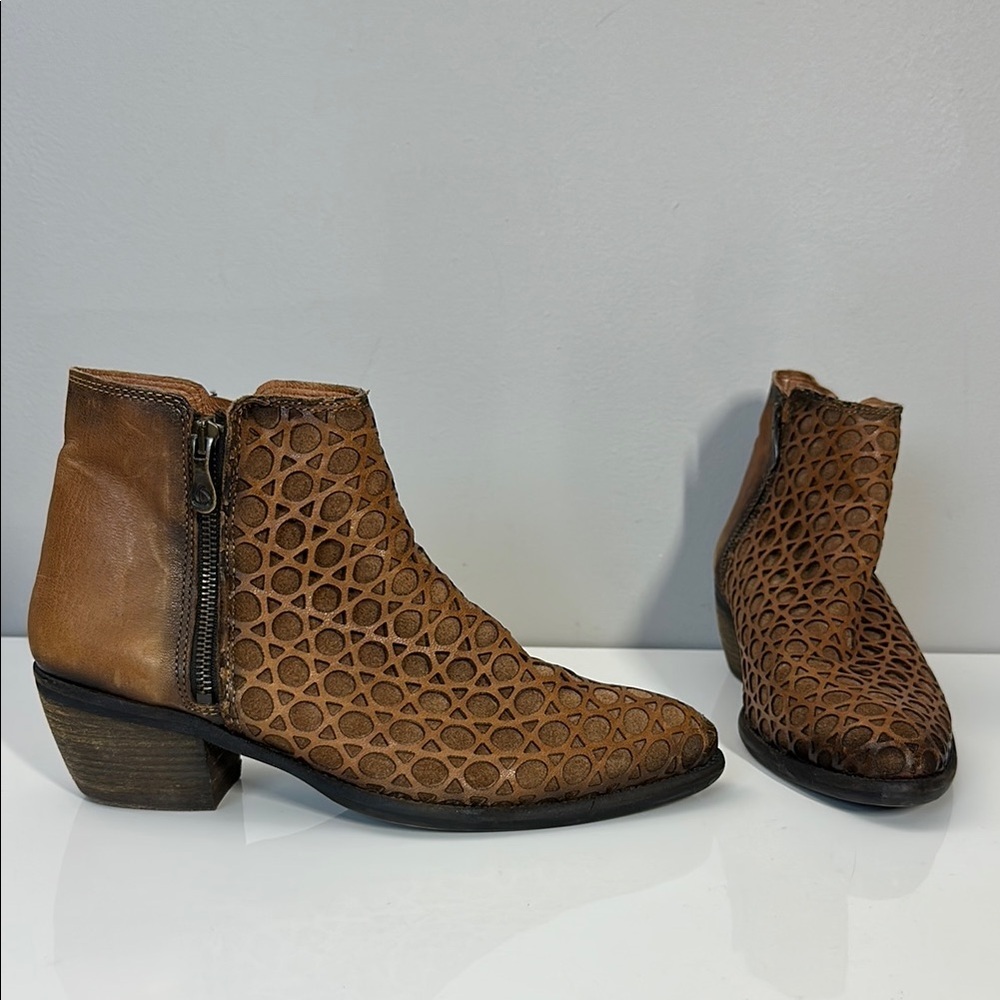 Kanna Botin Wash Cuero Ankle Boots Size 41(10-10.5)